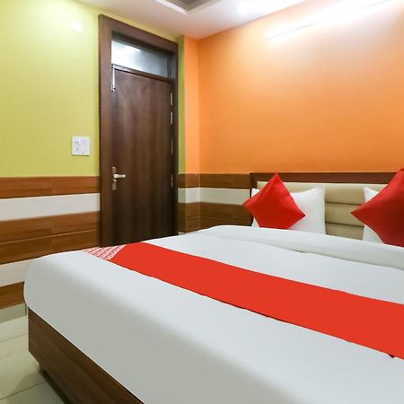 Hotel O Mayur Plaza Delhi  Bagian luar foto