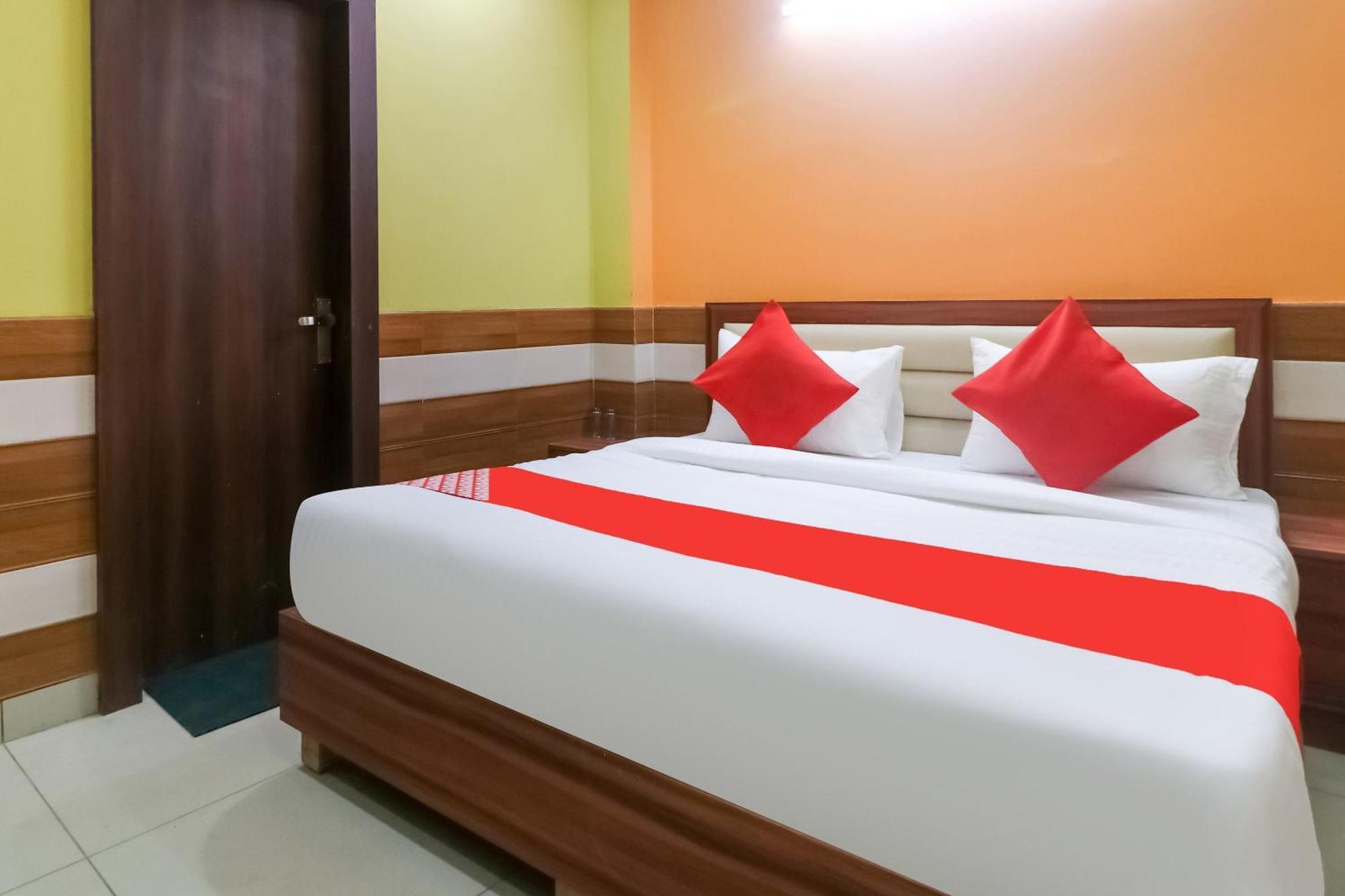 Hotel O Mayur Plaza Delhi  Bagian luar foto