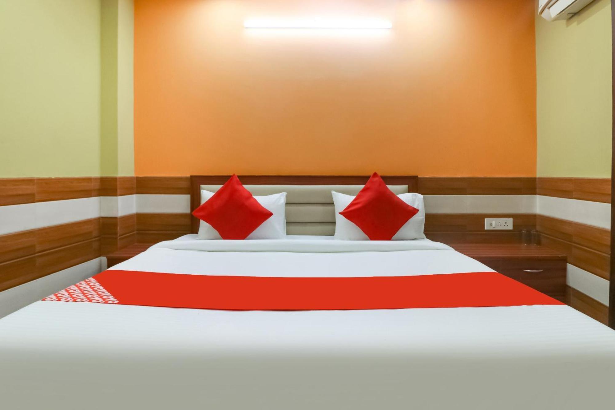 Hotel O Mayur Plaza Delhi  Bagian luar foto