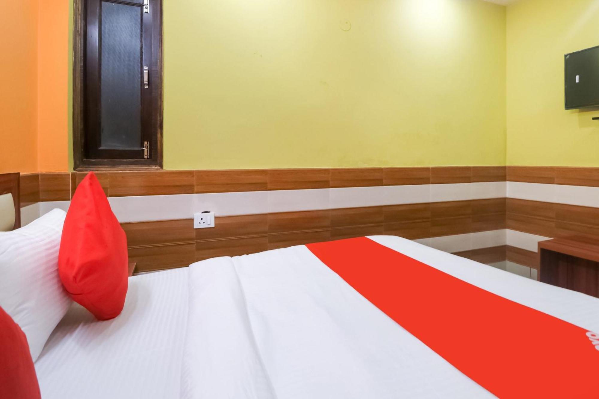 Hotel O Mayur Plaza Delhi  Bagian luar foto